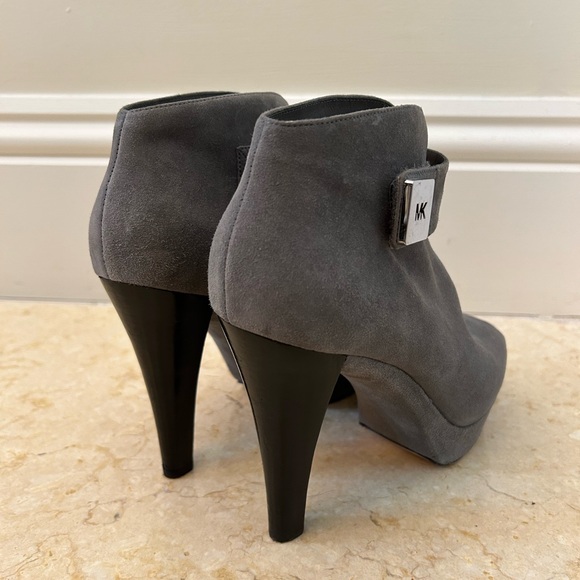 Michael Kors heels - Picture 4 of 5